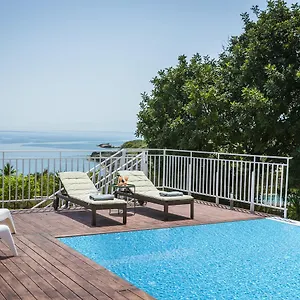 https://sea-view-villa-in-skala.kefaloniahotels.net
